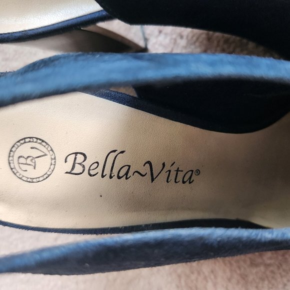BELLA-VITA women's shoes Blue Leather/Suede Heels size 8W sling back. - Picture 5 of 11